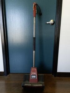 lot 5 image: TORO Power Shovel Electric Model 38310 -Runs