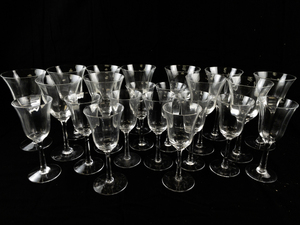 lot 12 image: LENOX Allure Matching Set of 22 Water Goblets & Wine Glasses in Beautiful Storage Containers Estimated Replacement Value $500