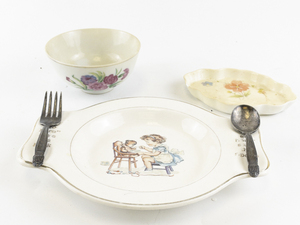 lot 97 image: Group of 3 Vintage Glass White Dishes - Plate, Bowl, & Small Tray