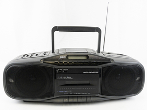 lot 173 image: Vintage RCA BOOMBOX Radio, CD Player, & Cassette Player -Needs Batteries