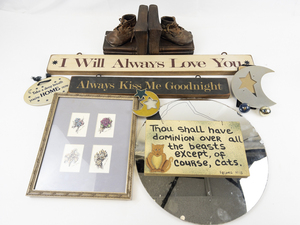 lot 223 image: Group of Home Decor. -Wall Hangings, Bookends, & Picture Frames.