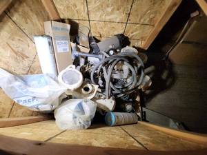 lot 27 image: Assorted Lot of Pool and Spa Pump Parts