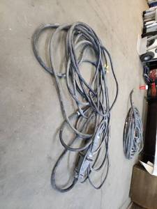 lot 35 image: Large Lot of Industrial Electrical Cables
