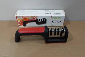 lot 16 image: Knife and Scissor Sharpener