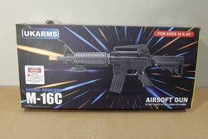 lot 33 image: UKArms M-16C Spring Powered Airsoft Gun