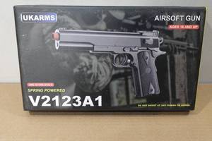 lot 34 image: UKArms V2123A1 Spring Powered Airsoft Gun