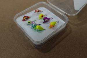 lot 51 image: 8 Fishing Lures