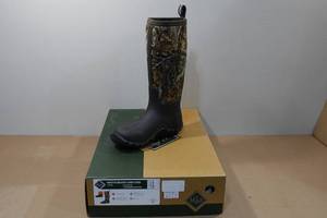 lot 103 image: Muck Boots Mens Fieldblazer Classic Fleece Boots -Size 5
