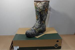 lot 107 image: Muck Boots Mens Arctic Ice XF Grip AT Boots -Size 14