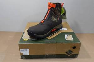 lot 113 image: Muck Mens Apex Mid Zip Boots -Size 15