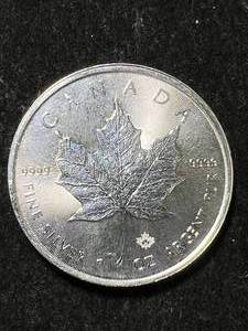 lot 12 image: 2024 CANADIAN MAPLE LEAF 1 TROY OZ .9999 FINE SILVER