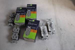 lot 12 image: Lot of 4 Leviton 20 Amp GFCI Outlets and 2 Toggle Switches