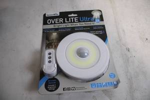 lot 43 image: Sensor Brite Over Lite Ultra 3X Motion-Activated Light with Remote