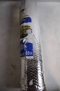 lot 54 image: Everbilt Double Reflective Insulation Roll 24 in x 10 ft