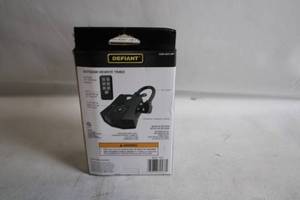 lot 145 image: Defiant Outdoor Remote Timer with 6ft Cord and Remote Control