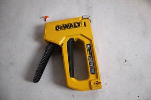 lot 213 image: Pre-owned DEWALT Heavy-Duty Staple Gun