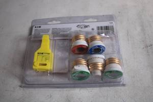 lot 275 image: Eaton Bussmann Plug Fuse Kit with Removal Tool