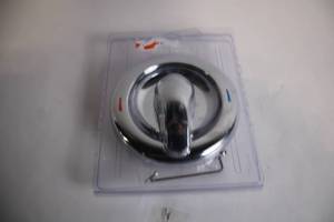 lot 298 image: Universal Shower Valve Replacement Handle and Trim Kit