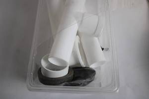 lot 318 image: Everbilt White Polypropylene Bath Drain Kit with Matte Black Trim