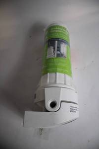 lot 331 image: Drinking Water Filtration Unit for Home Use