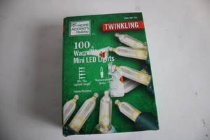 lot 361 image: Home Accents Holiday Twinkling 100 Warm White Mini LED Lights