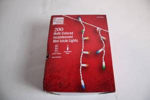 lot 406 image: 200 Multi-Colored Incandescent Mini Icicle Lights