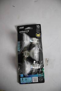 lot 437 image: Set of 3 GU10 LED Light Bulbs, 35 Watt Equivalent