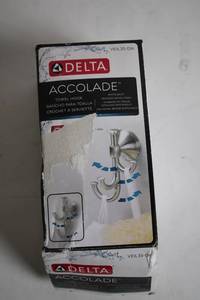 lot 440 image: Delta Accolade Towel Hook with Spotshield Technology