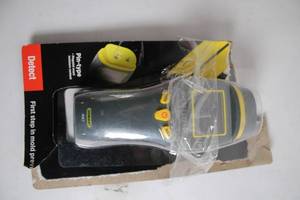 lot 455 image: General Tools MMD4E Pin-Type Moisture Meter in Original Packaging