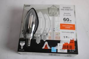 lot 466 image: 3 Pack of White Filament Dimmable LED Candelabra Bulbs