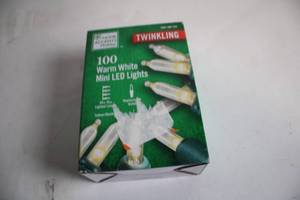 lot 498 image: 100 Warm White Twinkling Mini LED Lights