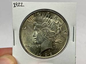 lot 69 image: 1922 Peace Silver Dollar