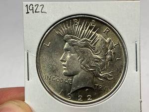 lot 70 image: 1922 Peace Silver Dollar