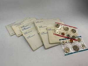 lot 84 image: 10x Mint Sets from 1971-1980