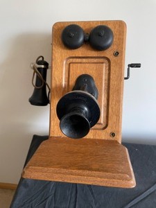lot 30 image: Wooden Vintage Telephone