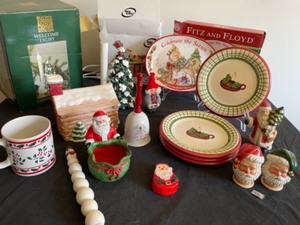 lot 77 image: Lets Do Christmas-Fritz & Floyd pattern, Salt & Pepper and Other Fun Things