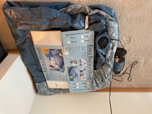 lot 122 image: Aero Twin Size Bed with Cover