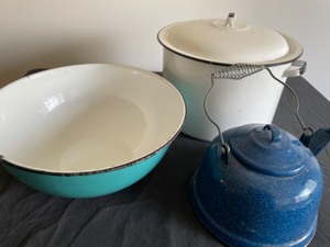 lot 26 image: Enamel Ware Containers from the Past