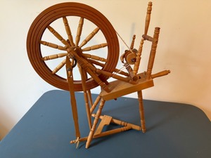 lot 115A image: Wooden Spinning Wheel
