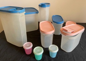 lot 68 image: Its A Tupperware Party