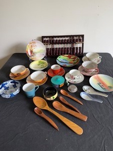 lot 55 image: Asian Tea Time