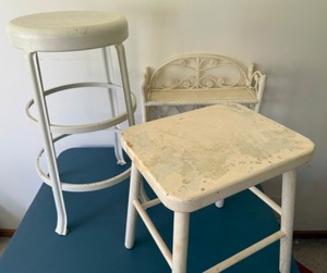 lot 180 image: Traditional White Furniture Metal Stool, Wooden Stool & Decorative Shelf