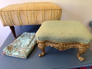 lot 185 image: Mid Century Modern Type Foot Stools in Metal or Upholstery