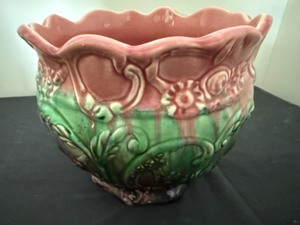 lot 169 image: 1920 Colorful Weller Planter from the Ohio Pottery Company