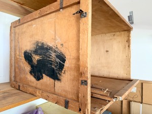 lot 203 image: Wooden Shipping Crate With No Lid