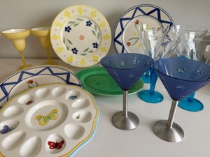 lot 215 image: Fun Colorful Entertaining Lot with Plates, Plastic Martini Glasses & Egg Server