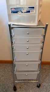 lot 94 image: Rolling CraftStorage Drawer Cart and Plastic Drawer Organizer
