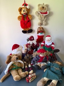 lot 130 image: Cuddly Christmas Stuffies and Stockings