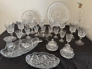 lot 188 image: Water Glasses, Spirits and Wonderful Entertainment Pieces