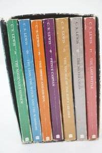 lot 11 image: Narnia Book Collection volume 1 thru 7